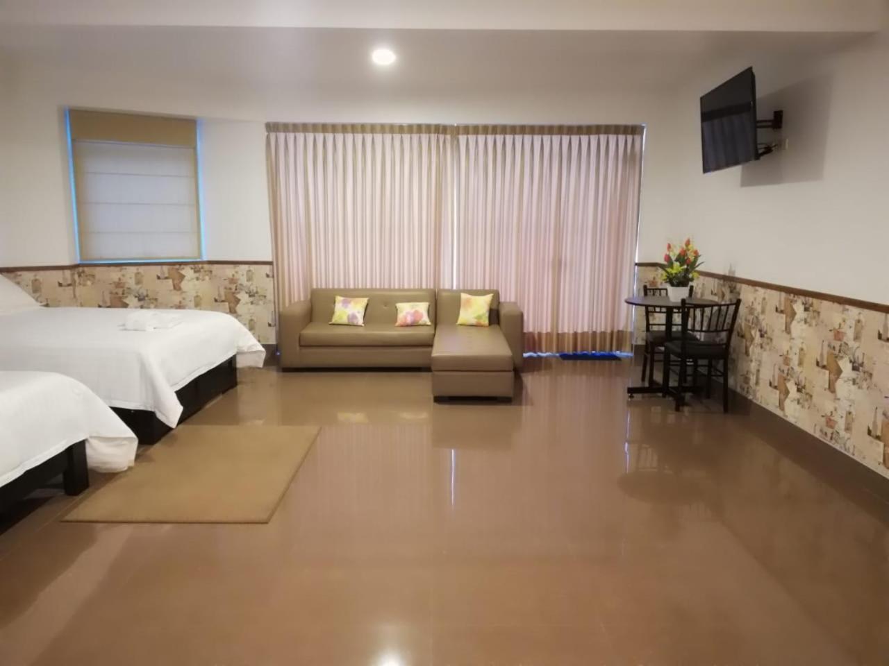Hotel Costa Riviera Mala Luaran gambar