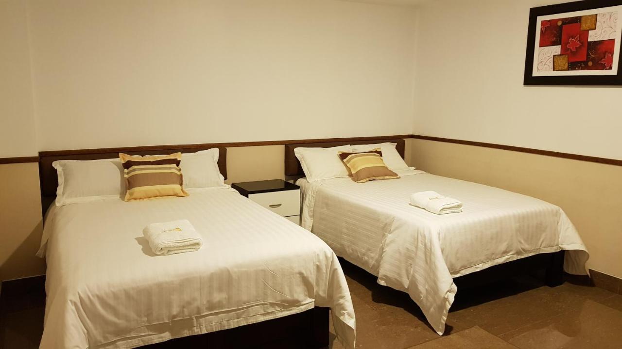 Hotel Costa Riviera Mala Luaran gambar